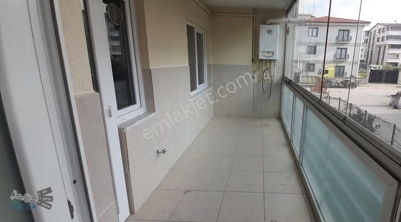 Nilüfer Çalı Gümüşlük'te Site İçi 2+1 Ferrah Aydınlık Daire - Görsel 4