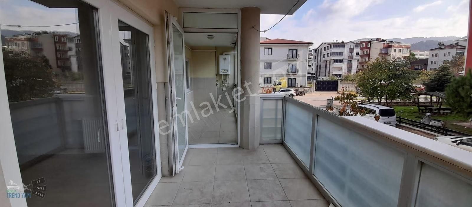 Nilüfer Çalı Gümüşlük'te Site İçi 2+1 Ferrah Aydınlık Daire - Görsel 6