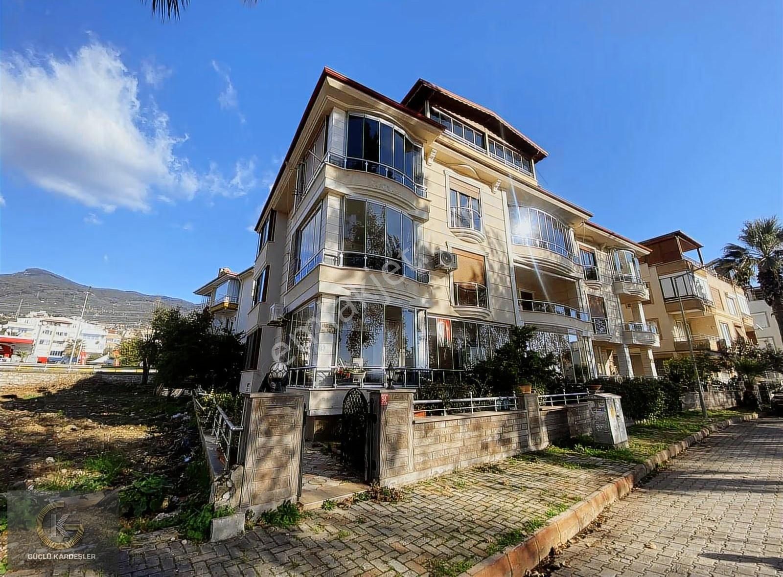 Güçlü Kardeşler Denize Sıfır Full Deniz Manzaralı 3+1 Dubleks - Görsel 21