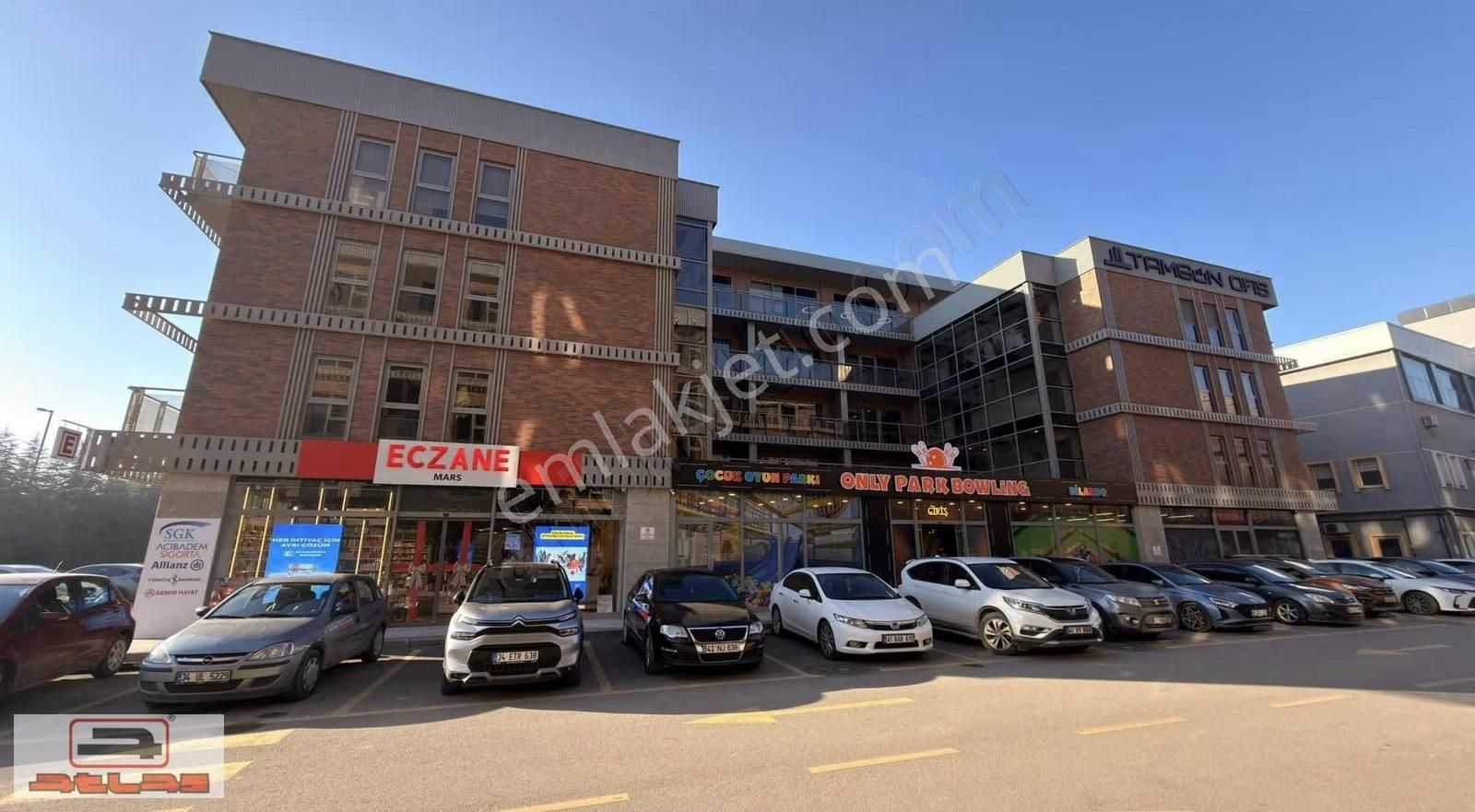 Atlas'tan Tamgün Ofis Projesinde Sıfır Yapılı 57m2 Ofis - Görsel 12