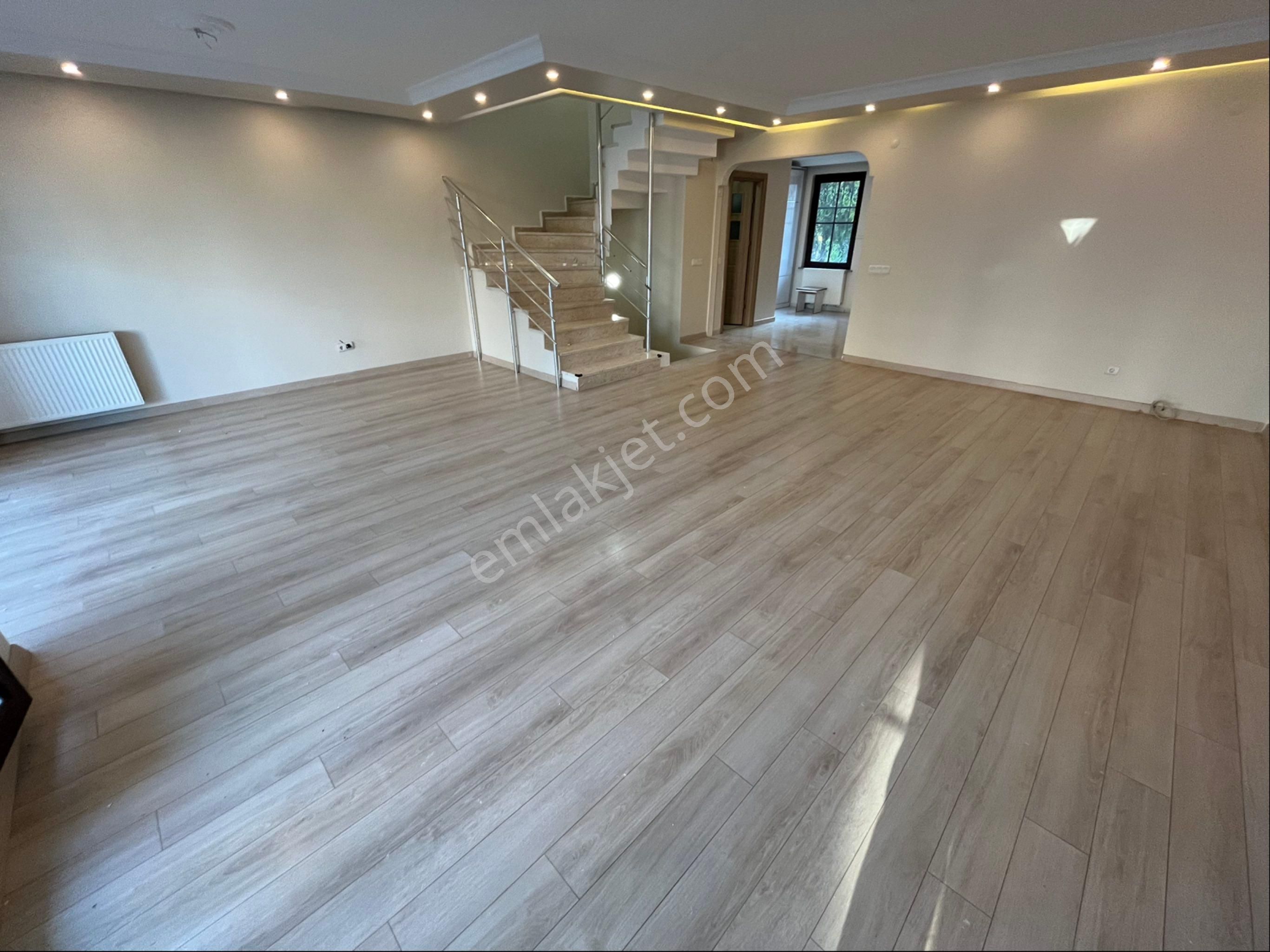 Finansman’dan..konuta Ve Ofise Uygun..geniş Bahçeli..havuzlu Villa - Görsel 25