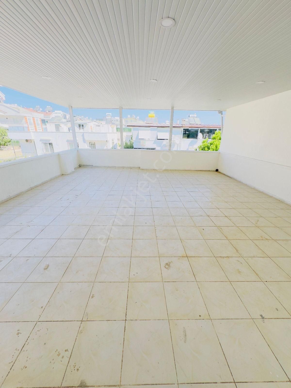 Didimde Denize Yakın 3+1 Teraslı Villa - Görsel 19