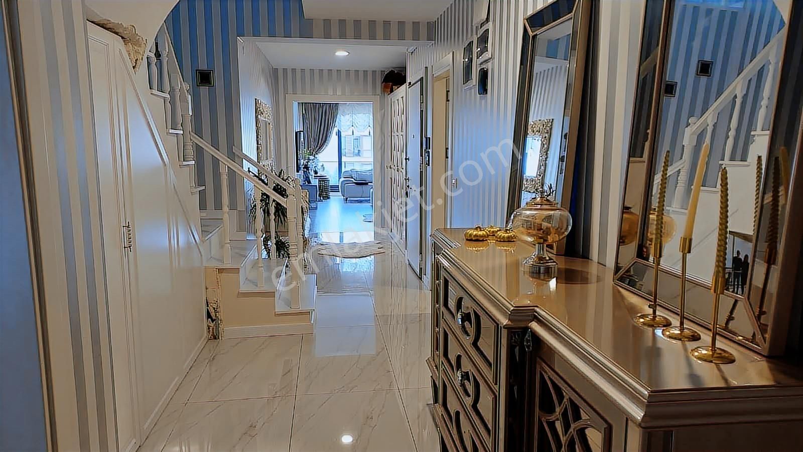 Trabzon Kaşüstü'nde Ultra Lüks, Özel Tasarım 4+1 Dubleks Daire - Görsel 15