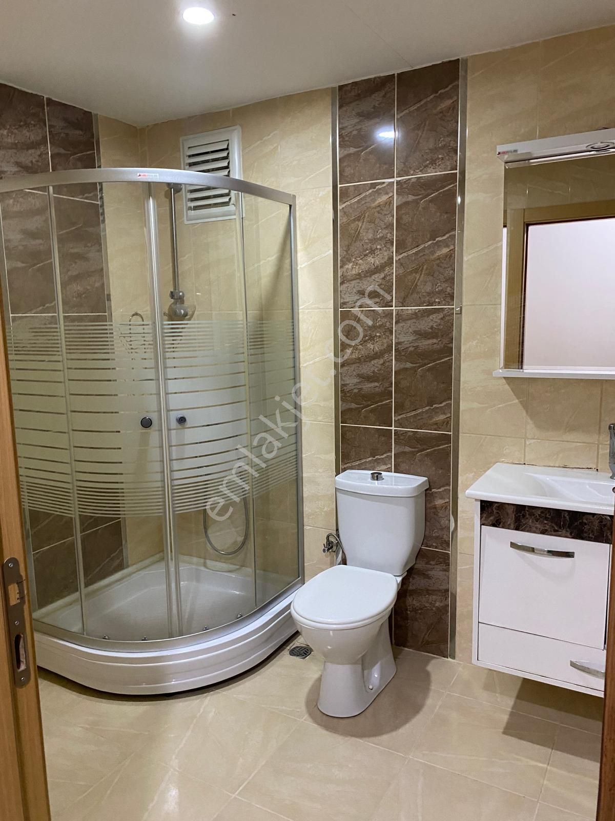 Bağlum Merkezde Kiralık 3+1 Daire - Görsel 2