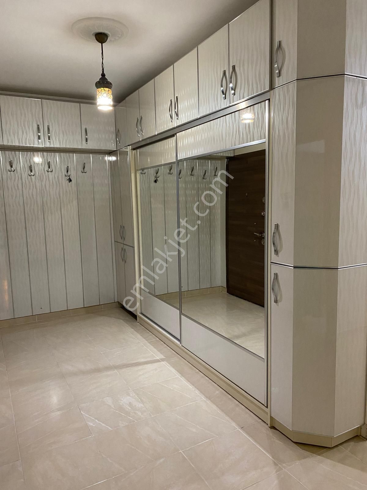 Bağlum Merkezde Kiralık 3+1 Daire