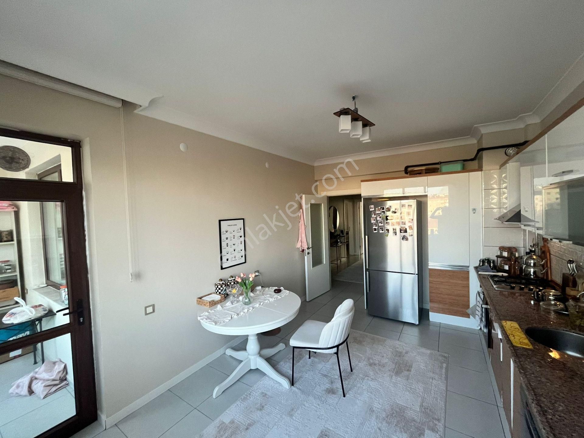 İsa Kavak Gayrimenkul'den Selçuklu Hacıkaymak Mahallesi’nde 3+1 Daire - Görsel 4