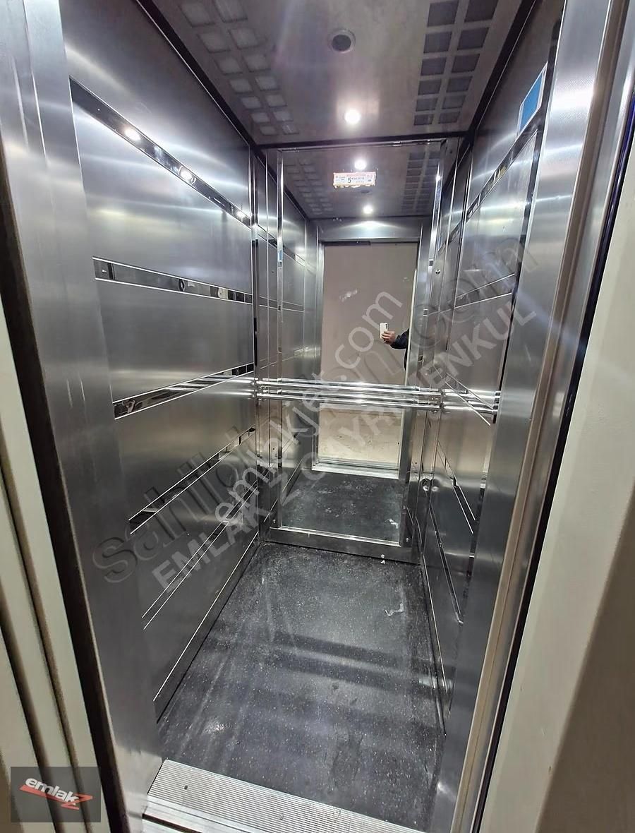 Üniversite Cad. 乂 Site İçerisinde 乂kapalı Otopark 乂 1+1 Satılık - Görsel 4