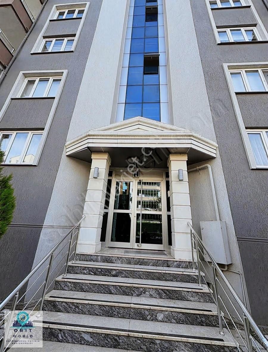 Özlüce'de Kiralık Perge Sitesi 4+1 Daire - Görsel 23