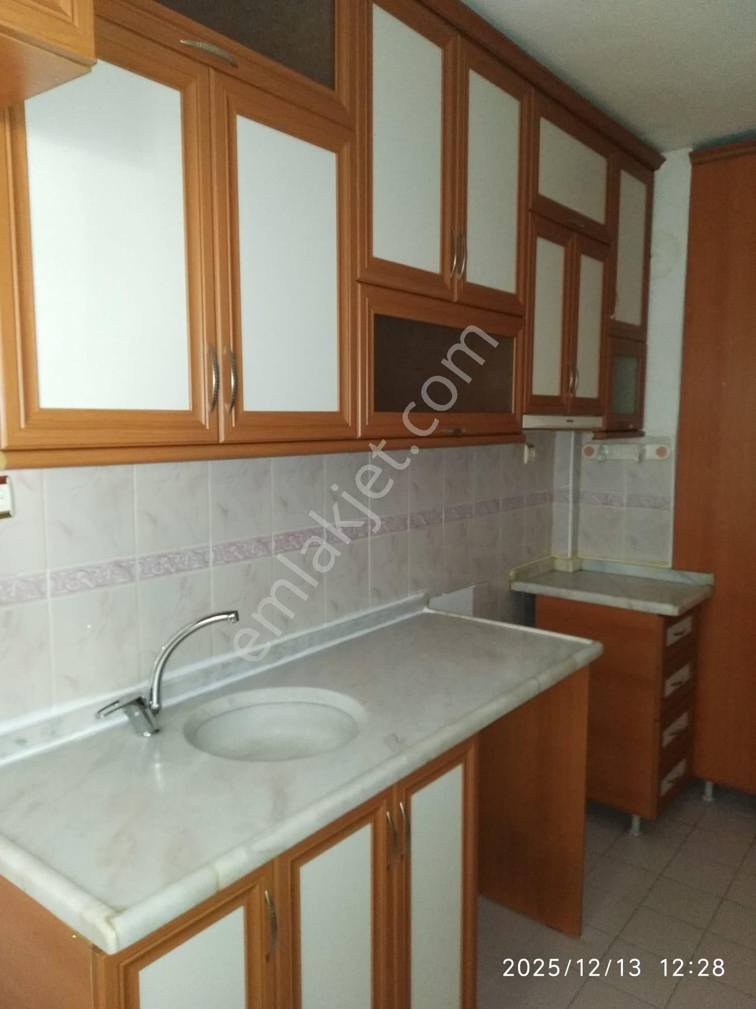 Demetevler Hastane Metrosuna Yakın, Yüksek Giriş, Ön Cephe, 3+1 Kiralık Daire. - Görsel 16