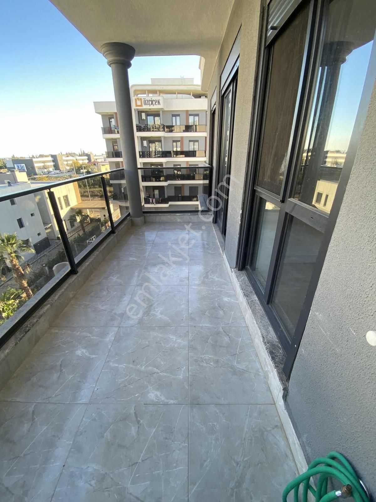 Özçiçek Viamar Rose Sitesinde Satılık 2+1 - Görsel 3