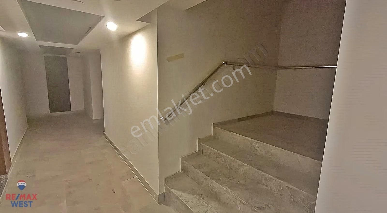 Bornova Adliye Ve Stadyum Metro Yakını Eşyalı Kiralık Daire - Görsel 9