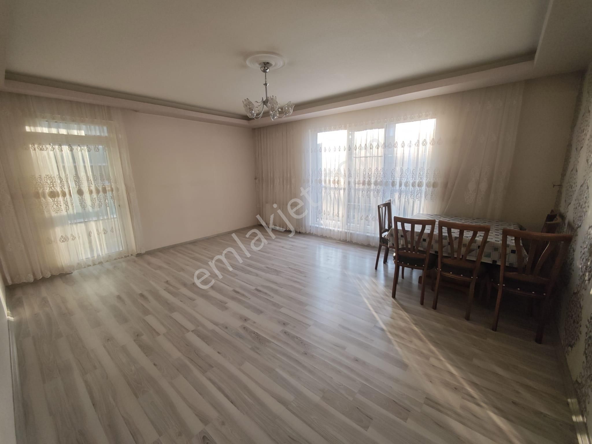 Lider Emlak'tan **ön Cepheli** 3+1 Satılık Daire - Görsel 12