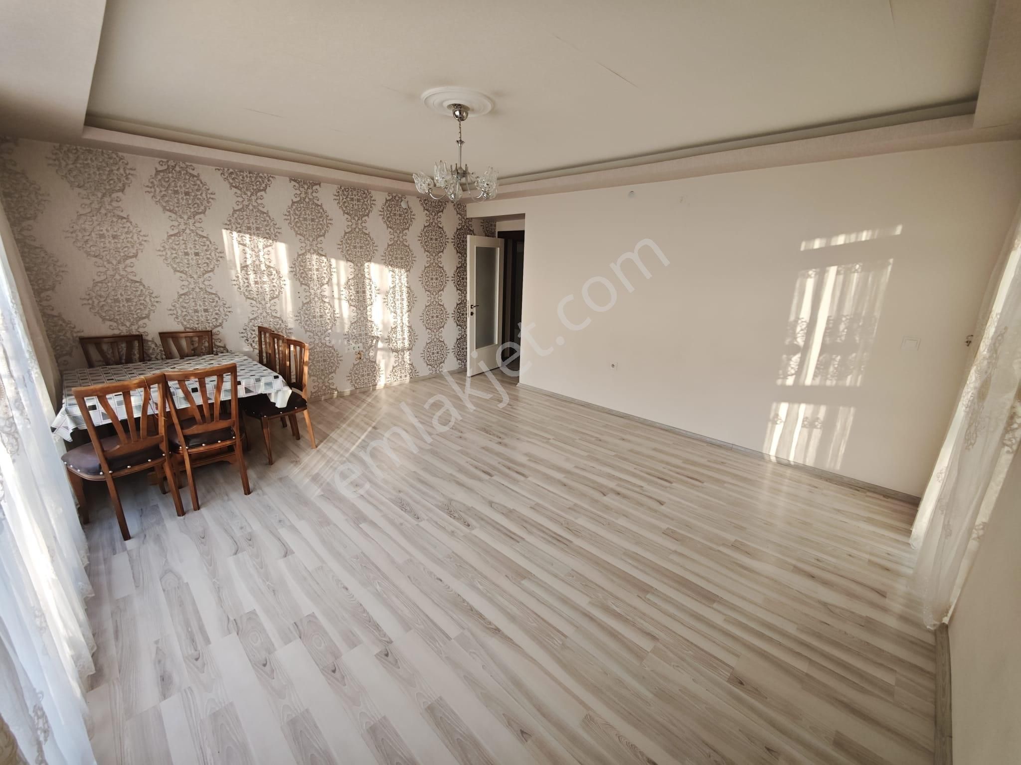 Lider Emlak'tan **ön Cepheli** 3+1 Satılık Daire - Görsel 9