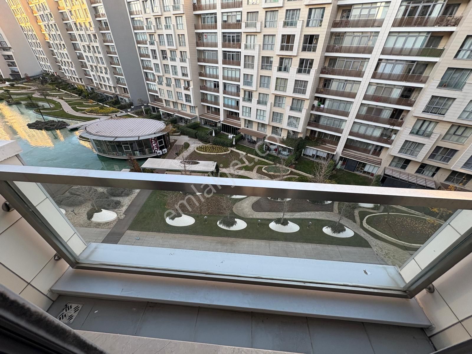 Seeworld Sinpaş Aqua City 2010 1+1 Eşyalı Boş Satılık Aquacity