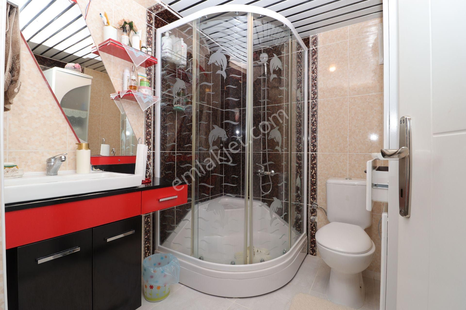 Akif'ten Etimesgut Süvari'de Royal Park Evlerinde Asansörlü Geniş 3+1 Satılık - Görsel 25