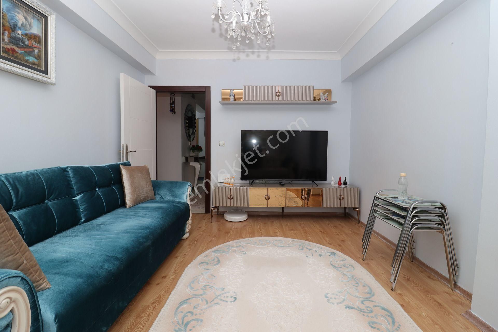 Akif'ten Etimesgut Süvari'de Royal Park Evlerinde Asansörlü Geniş 3+1 Satılık - Görsel 17