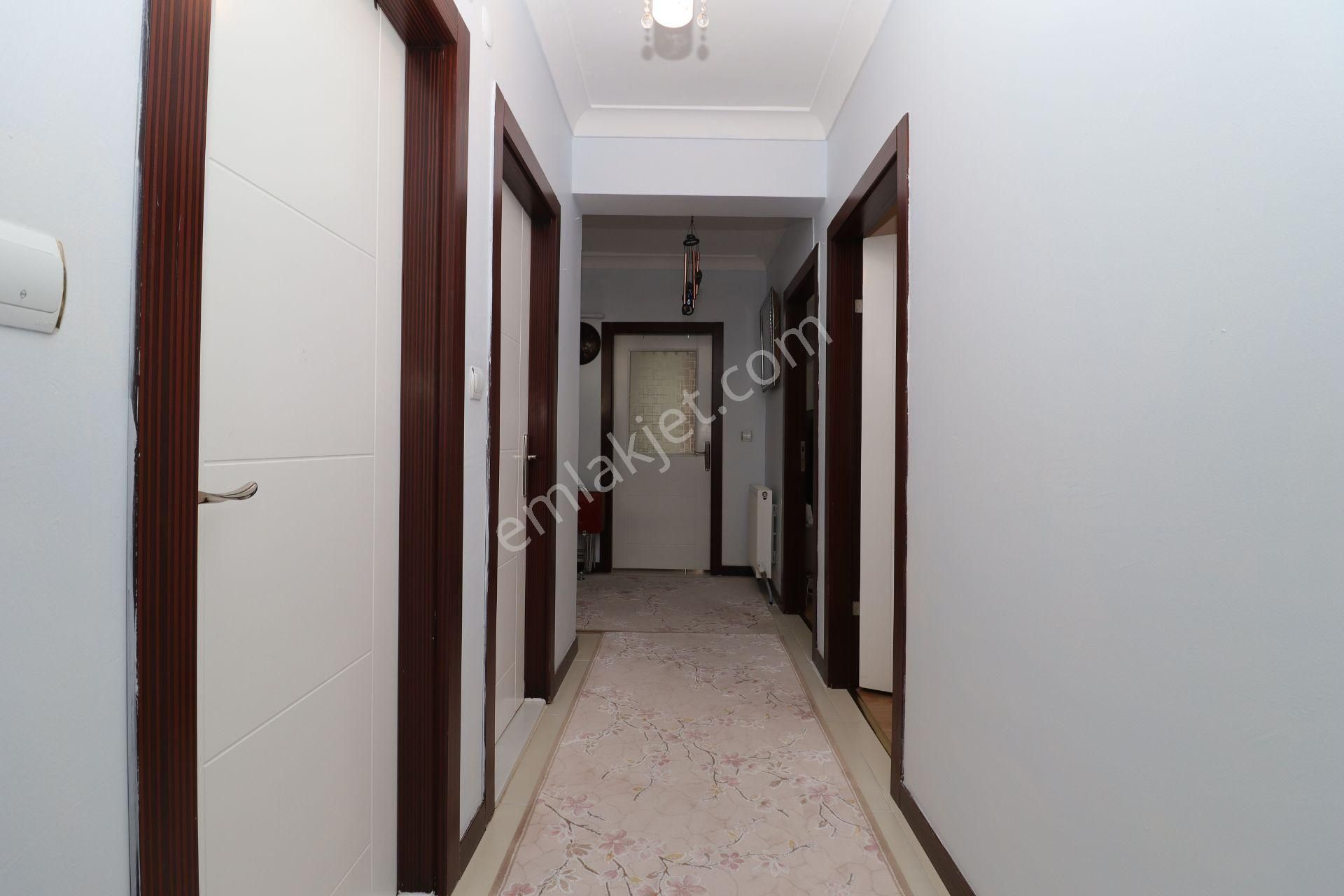 Akif'ten Etimesgut Süvari'de Royal Park Evlerinde Asansörlü Geniş 3+1 Satılık - Görsel 22