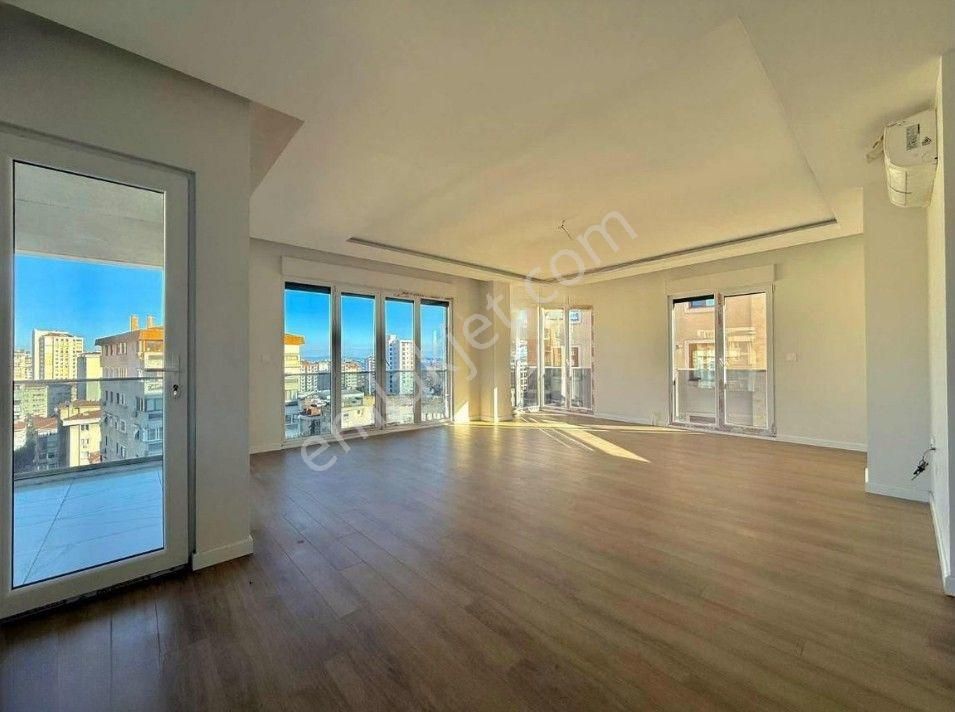 Boş.. Bostancı Marmara Ray Yakını Deniz Manzaralı 4+2 175 M2 Dubleks İskanlı Teraslı Sıfır - Görsel 13