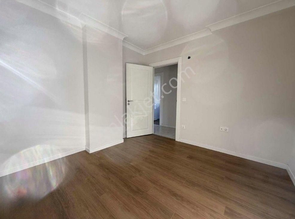 Boş.. Bostancı Marmara Ray Yakını Deniz Manzaralı 4+2 175 M2 Dubleks İskanlı Teraslı Sıfır - Görsel 22