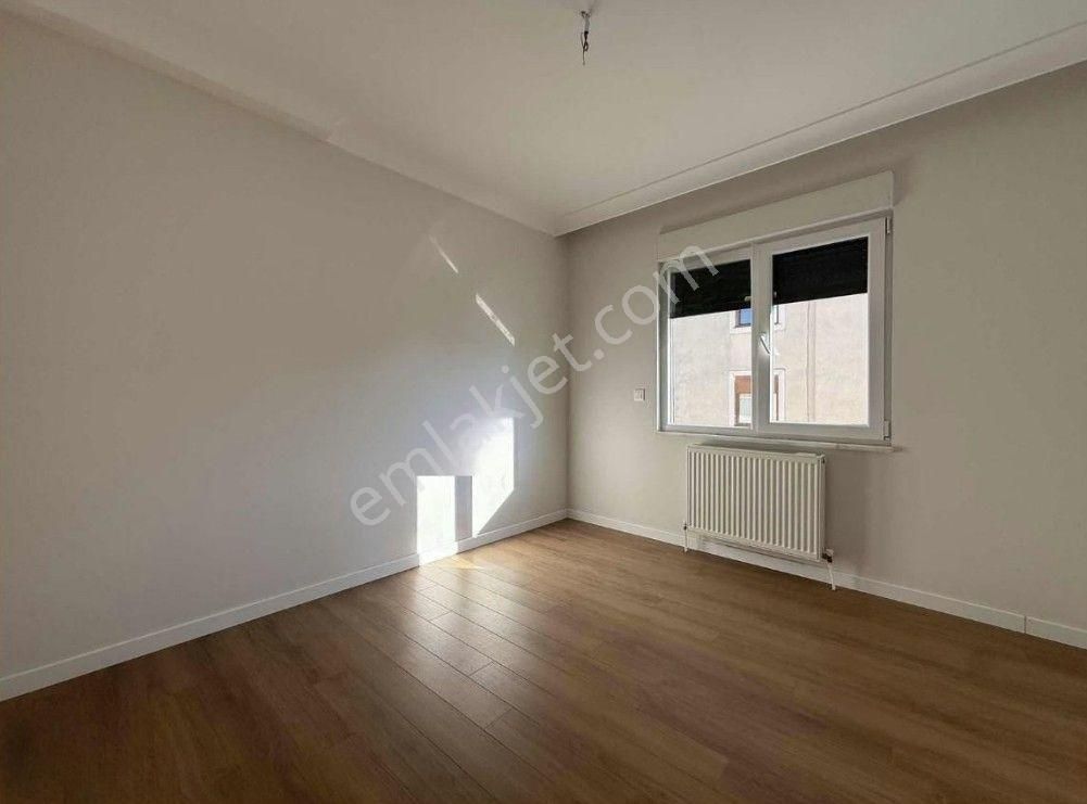 Boş.. Bostancı Marmara Ray Yakını Deniz Manzaralı 4+2 175 M2 Dubleks İskanlı Teraslı Sıfır - Görsel 20