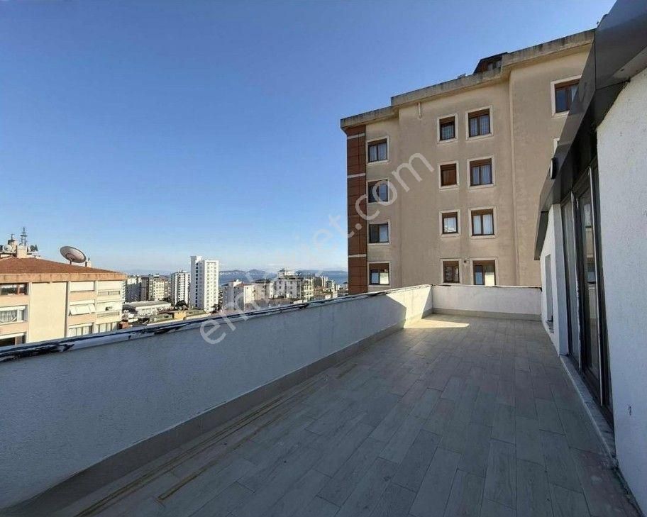 Boş.. Bostancı Marmara Ray Yakını Deniz Manzaralı 4+2 175 M2 Dubleks İskanlı Teraslı Sıfır - Görsel 2