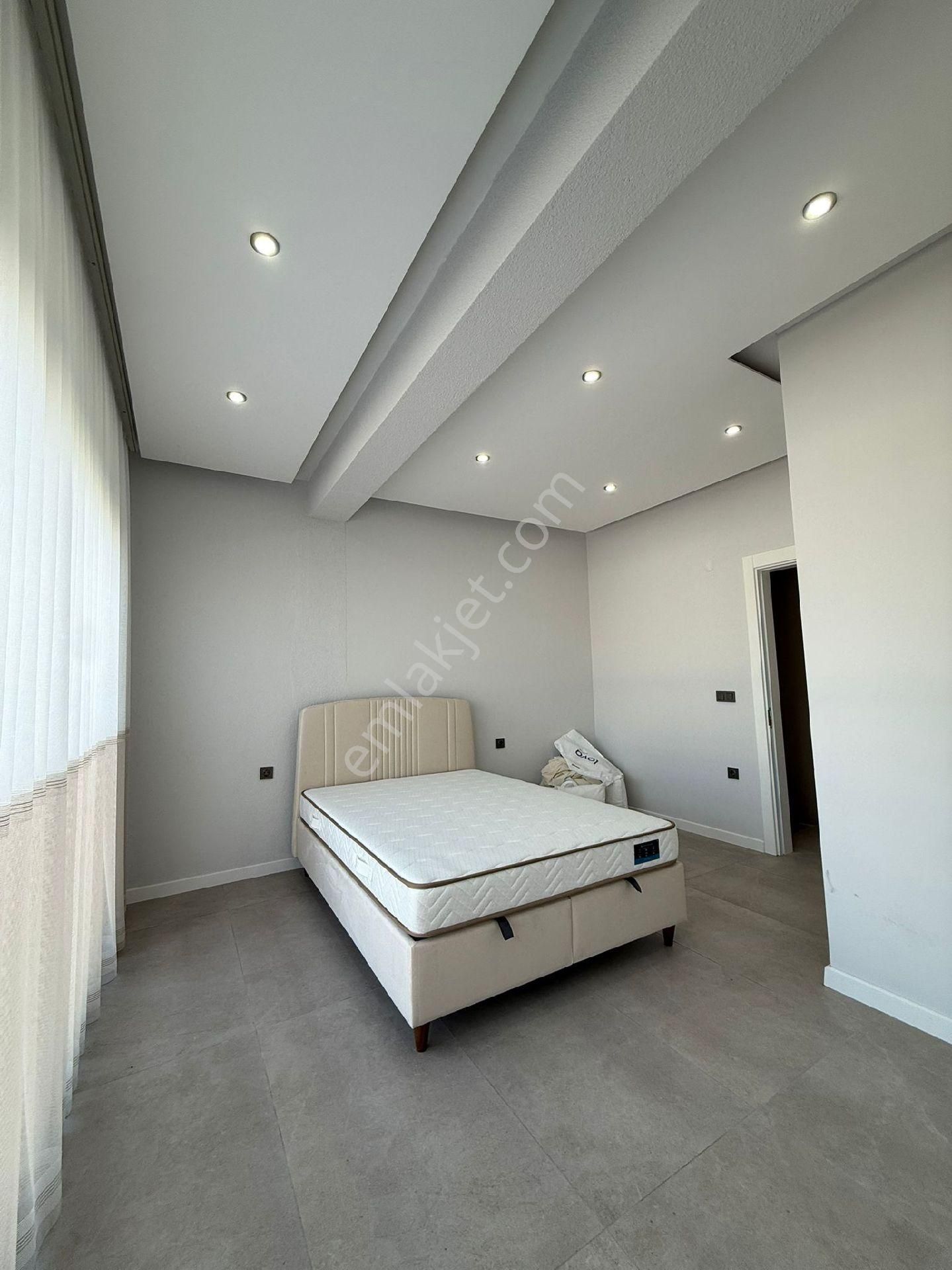 Kuşadası Güzelçamlı'da Sıfır 2+1 Eşyalı Villa - Görsel 16