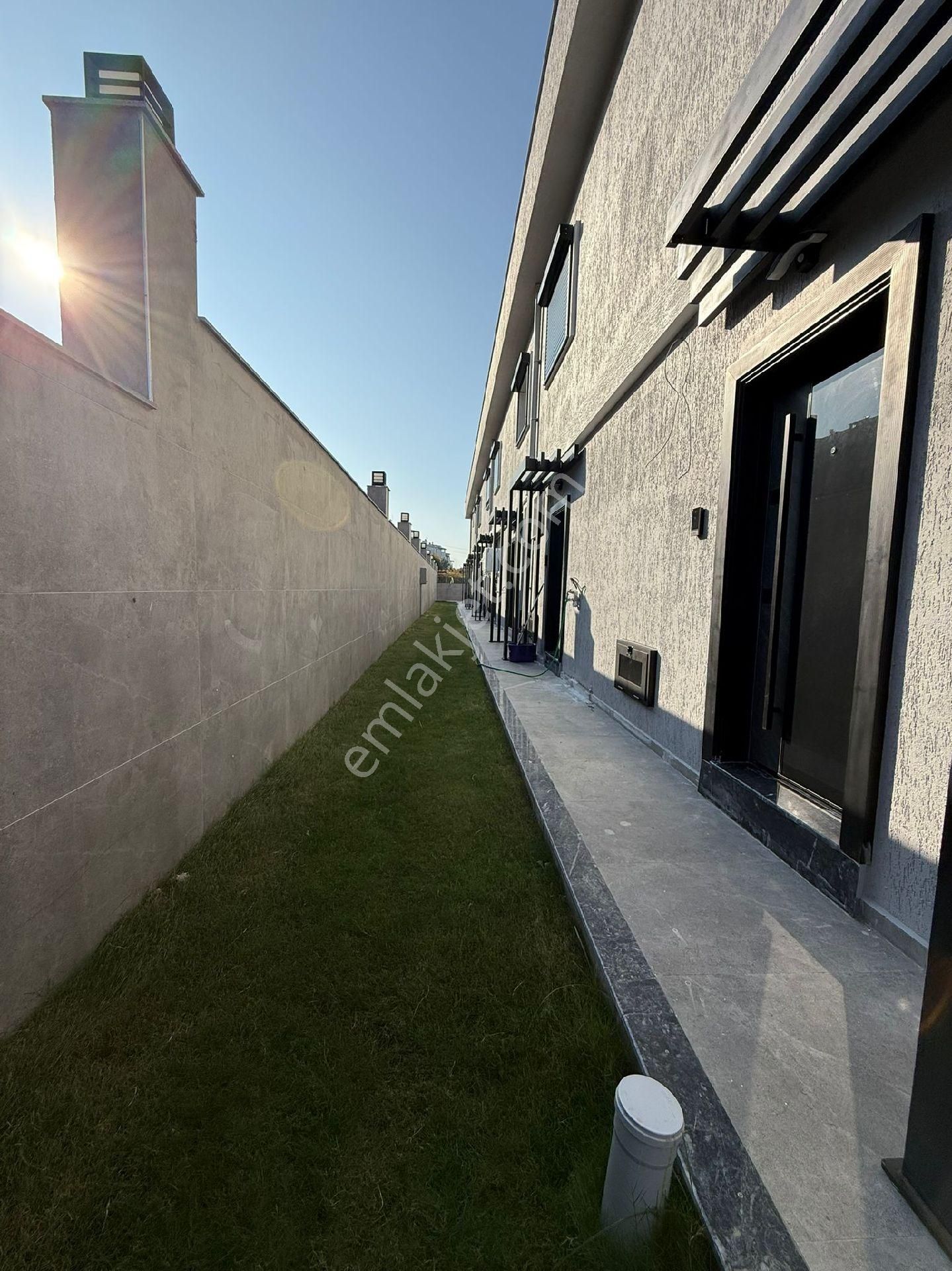 Kuşadası Güzelçamlı'da Sıfır 2+1 Eşyalı Villa - Görsel 6