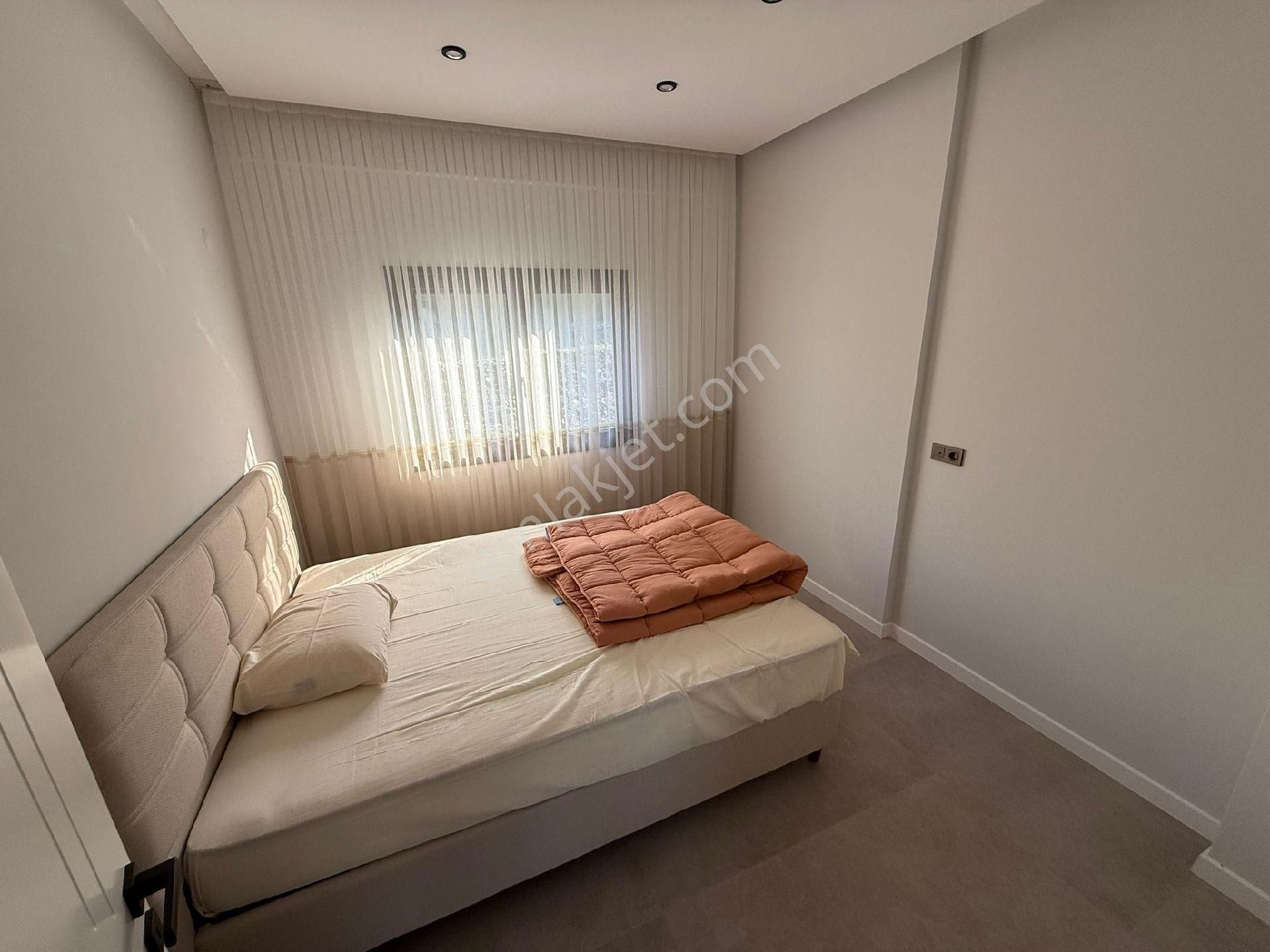 Kuşadası Güzelçamlı'da Sıfır 2+1 Eşyalı Villa - Görsel 15