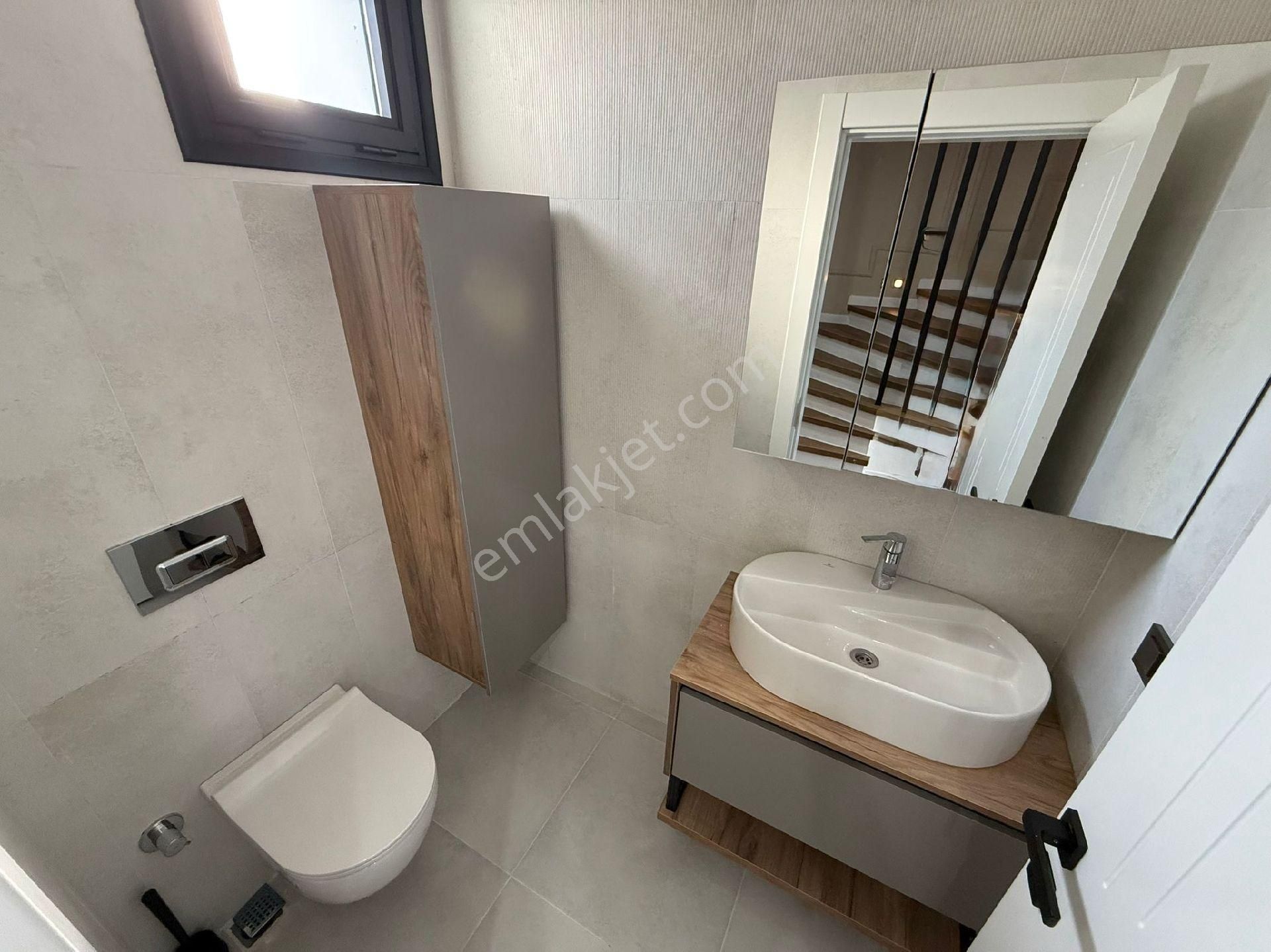 Kuşadası Güzelçamlı'da Sıfır 2+1 Eşyalı Villa - Görsel 12