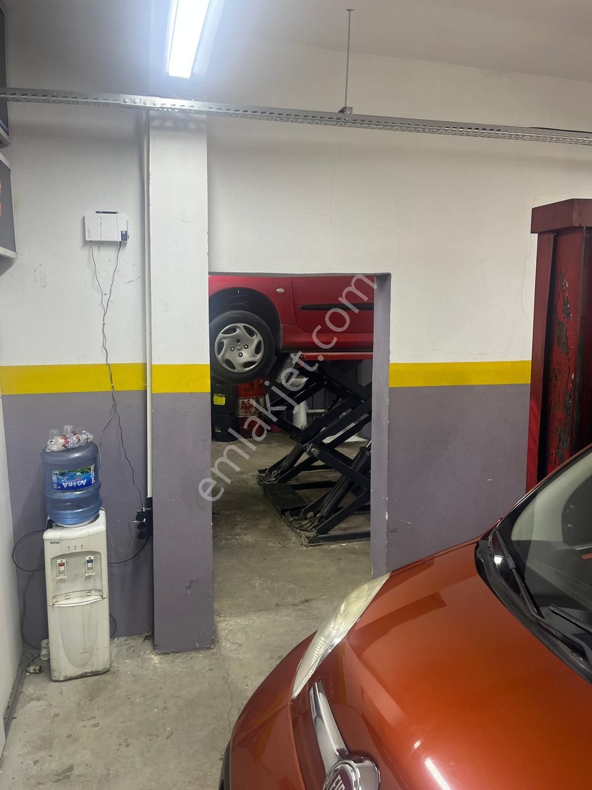 Karabağlarda Satılık ''çift'' Dükkan - Görsel 3