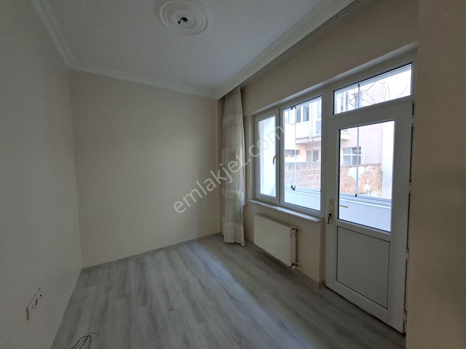 Recep Ümit Emlak'tan Hacı Ali Bey Mahallesinde Sakarya-1 Caddesi Yakınında Satılık Ferah 2+1 Daire - Görsel 22