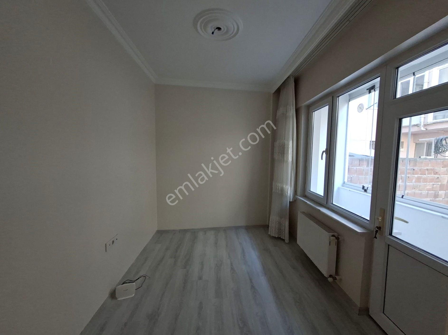 Recep Ümit Emlak'tan Hacı Ali Bey Mahallesinde Sakarya-1 Caddesi Yakınında Satılık Ferah 2+1 Daire - Görsel 10