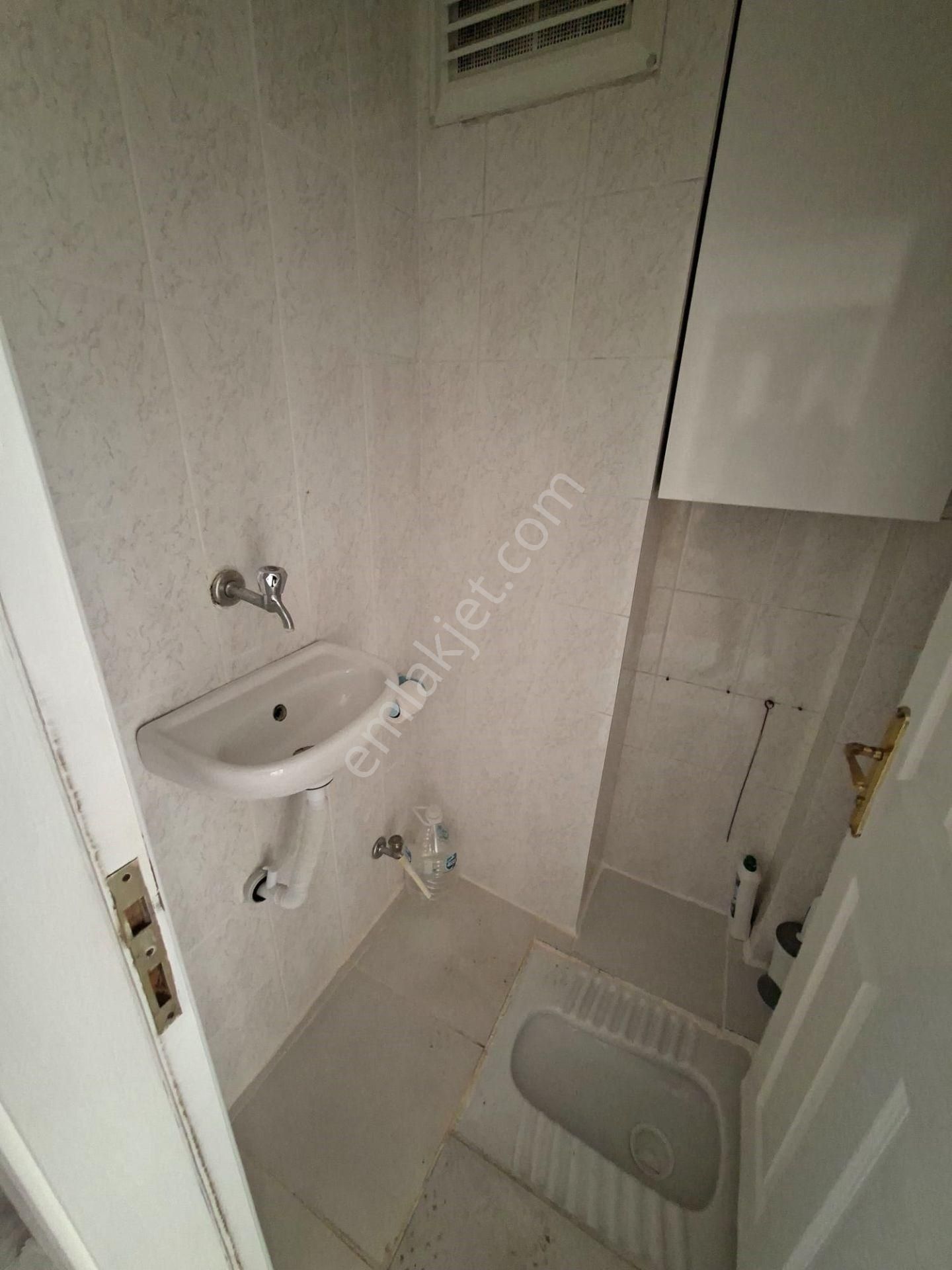 Recep Ümit Emlak'tan Hacı Ali Bey Mahallesinde Sakarya-1 Caddesi Yakınında Satılık Ferah 2+1 Daire - Görsel 28