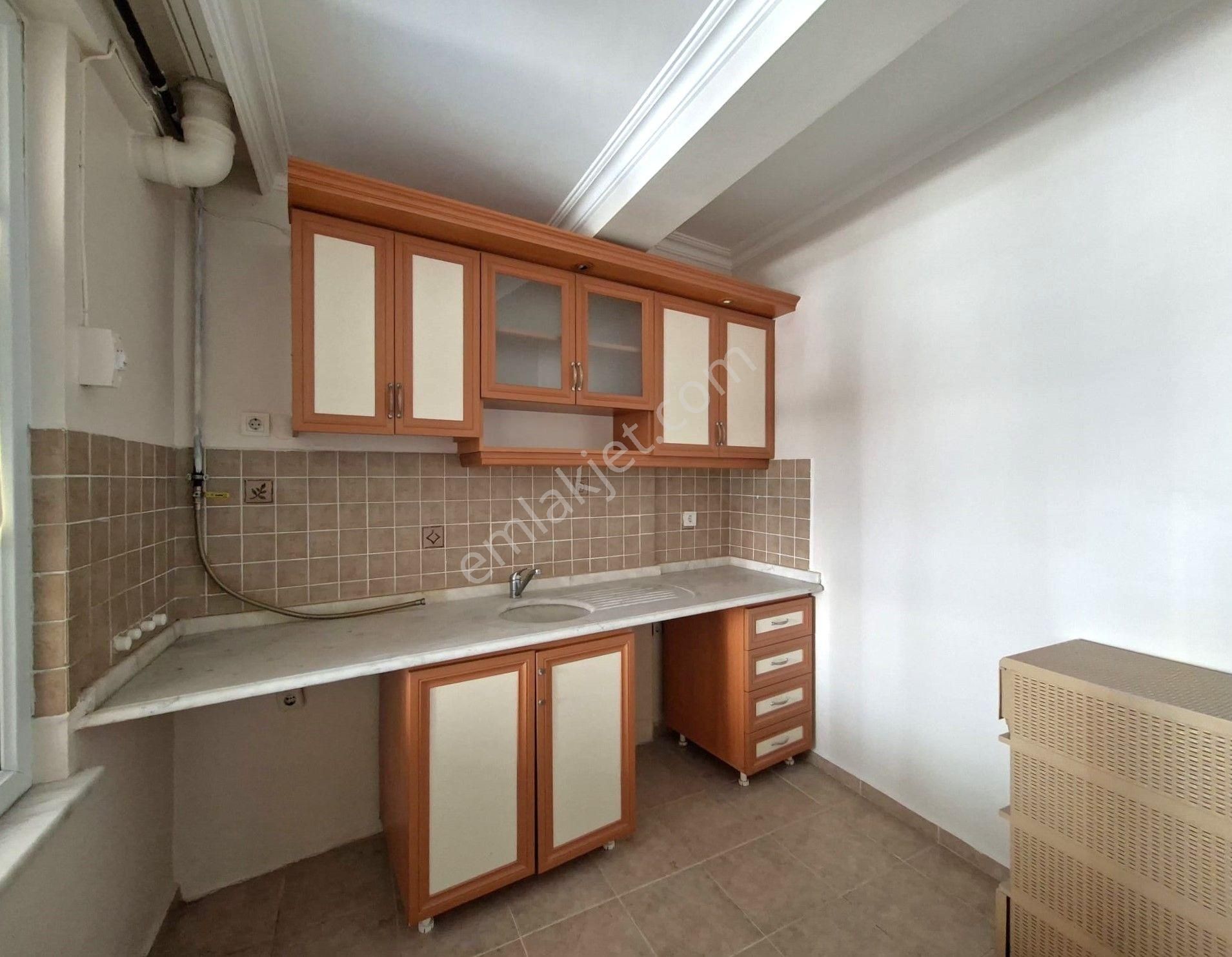 Recep Ümit Emlak'tan Hacı Ali Bey Mahallesinde Sakarya-1 Caddesi Yakınında Satılık Ferah 2+1 Daire - Görsel 11