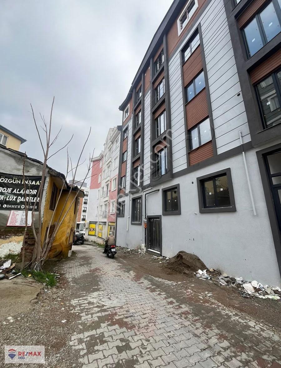 Remax Mid 'den Nefe Çarşıya Yürüme Mesafesinde Satılık Daire