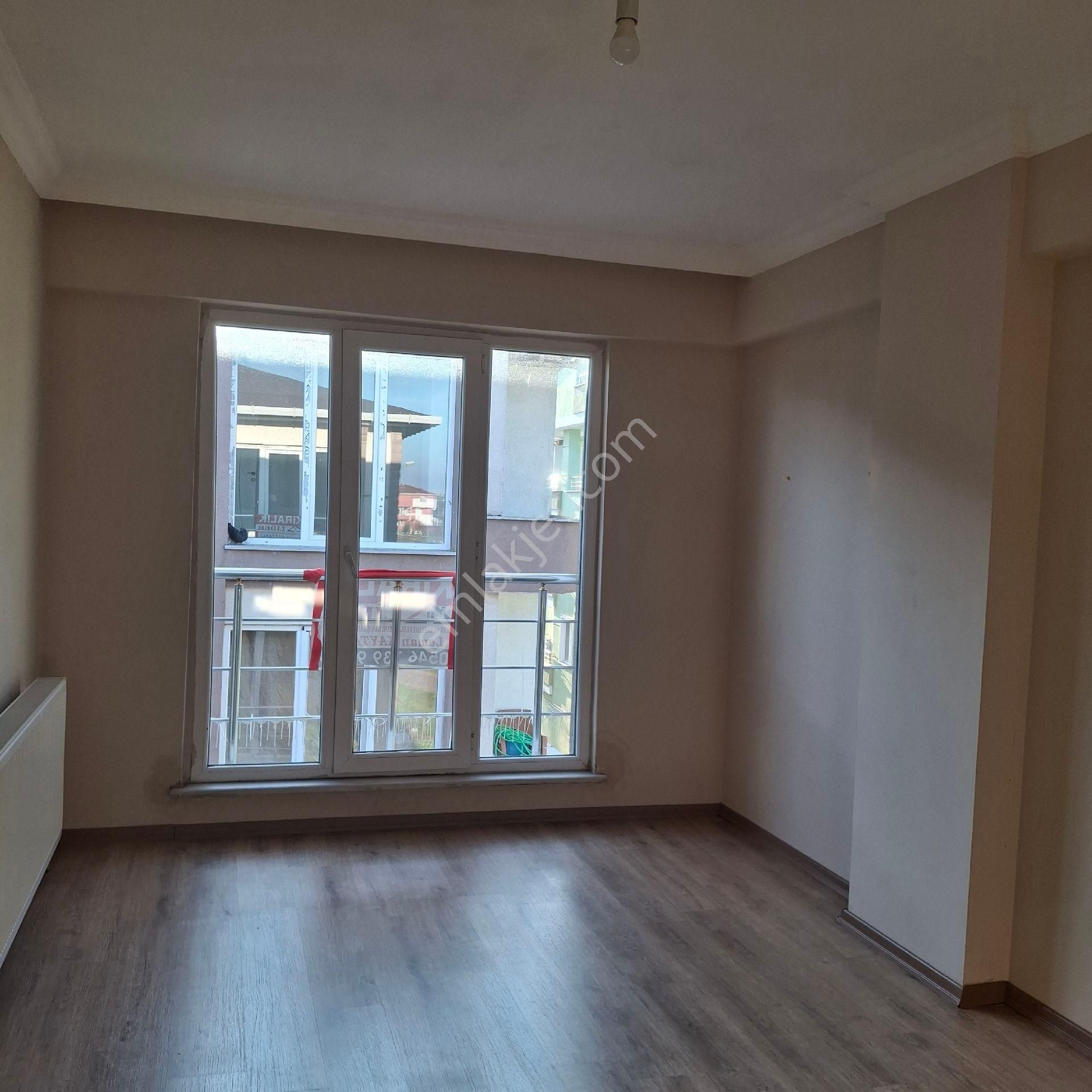 T.dağ Muratlı İstiklal Kurtpınar Mah.de Geniş ,aydınlık ( 3+1 ) 4. Kat Daire Kiralıktır. - Görsel 29