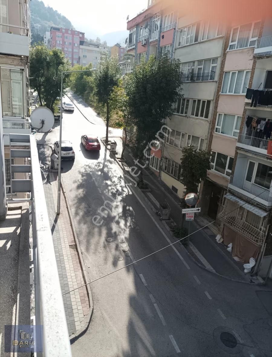 Barış Gayrimenkul'den İpekçilik Cadde Üzeri Ara Kat 2+1 Daire. - Görsel 4