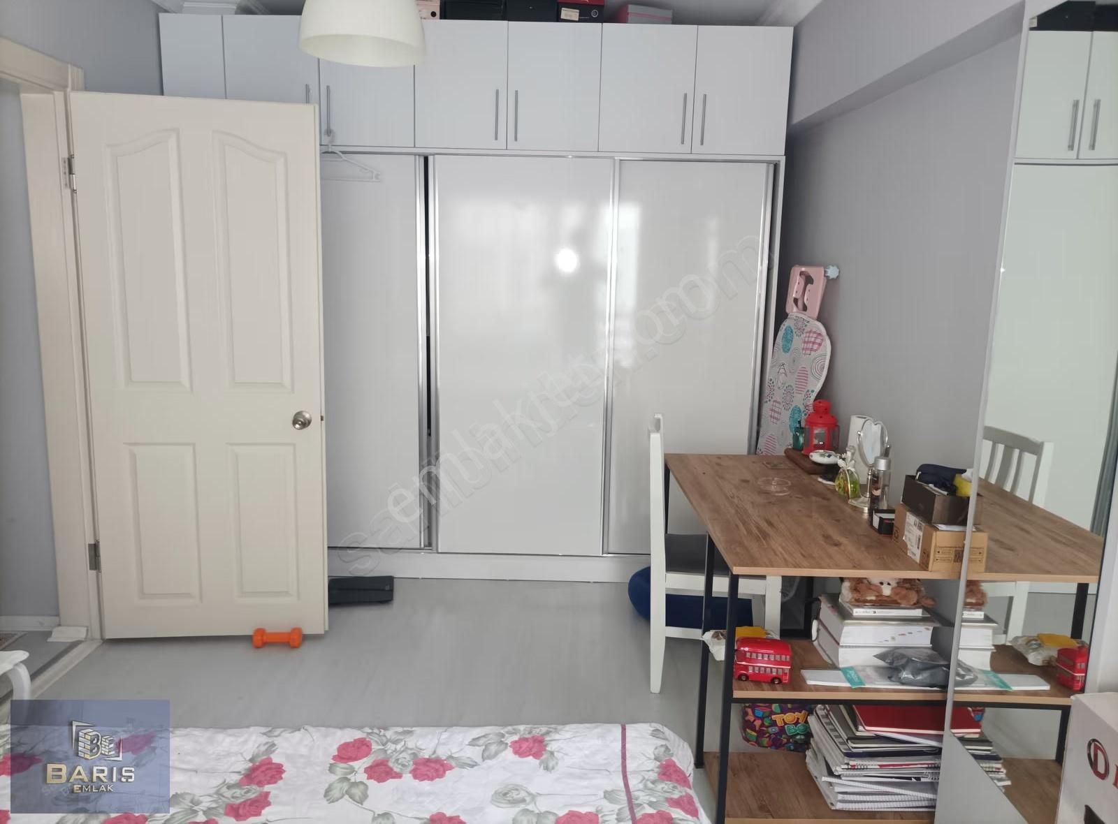 Barış Gayrimenkul'den İpekçilik Cadde Üzeri Ara Kat 2+1 Daire. - Görsel 6