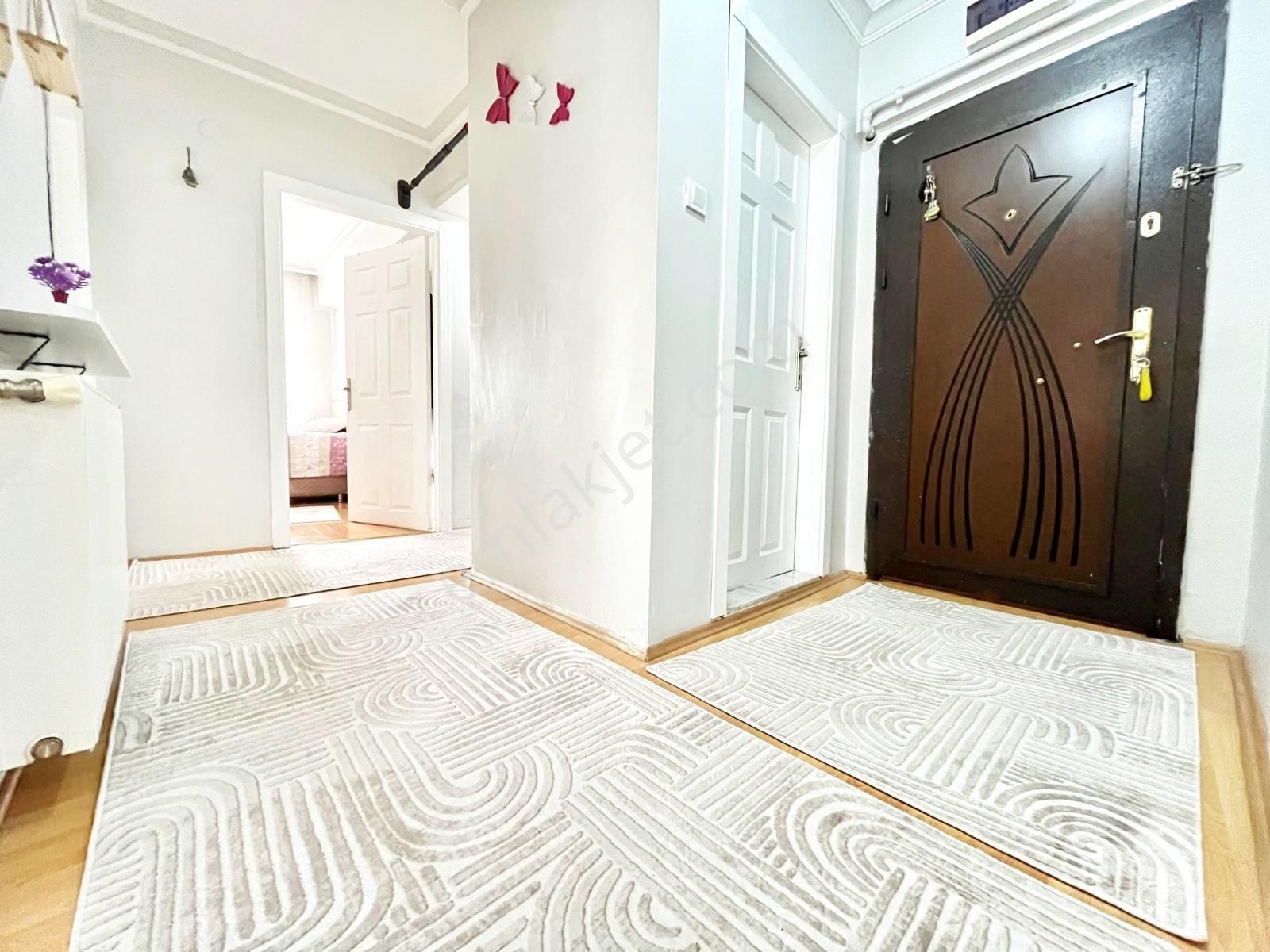 Sincan Tandoğan Mh.3+1 Bağımsız Ara Katta (13 Yaş)ön Cephe Daire - Görsel 10