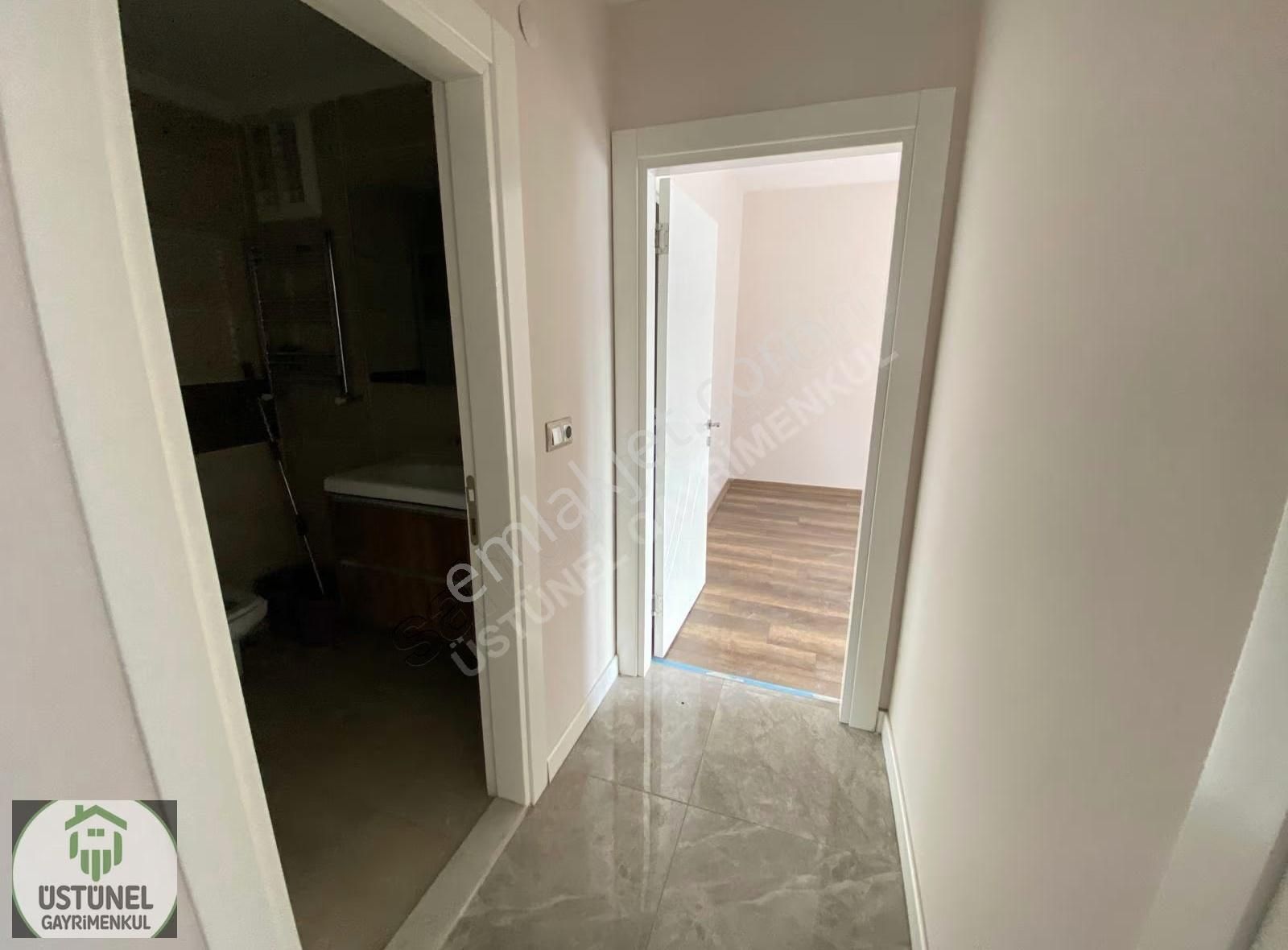 Üstünel'den Aile Sitesinde Geniş 4+1 Ters Dubleks Satılık Daire - Görsel 2