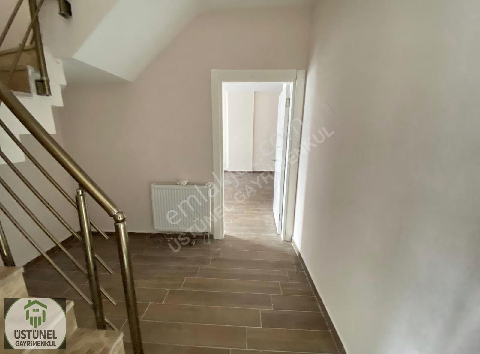 Üstünel'den Aile Sitesinde Geniş 4+1 Ters Dubleks Satılık Daire - Görsel 22