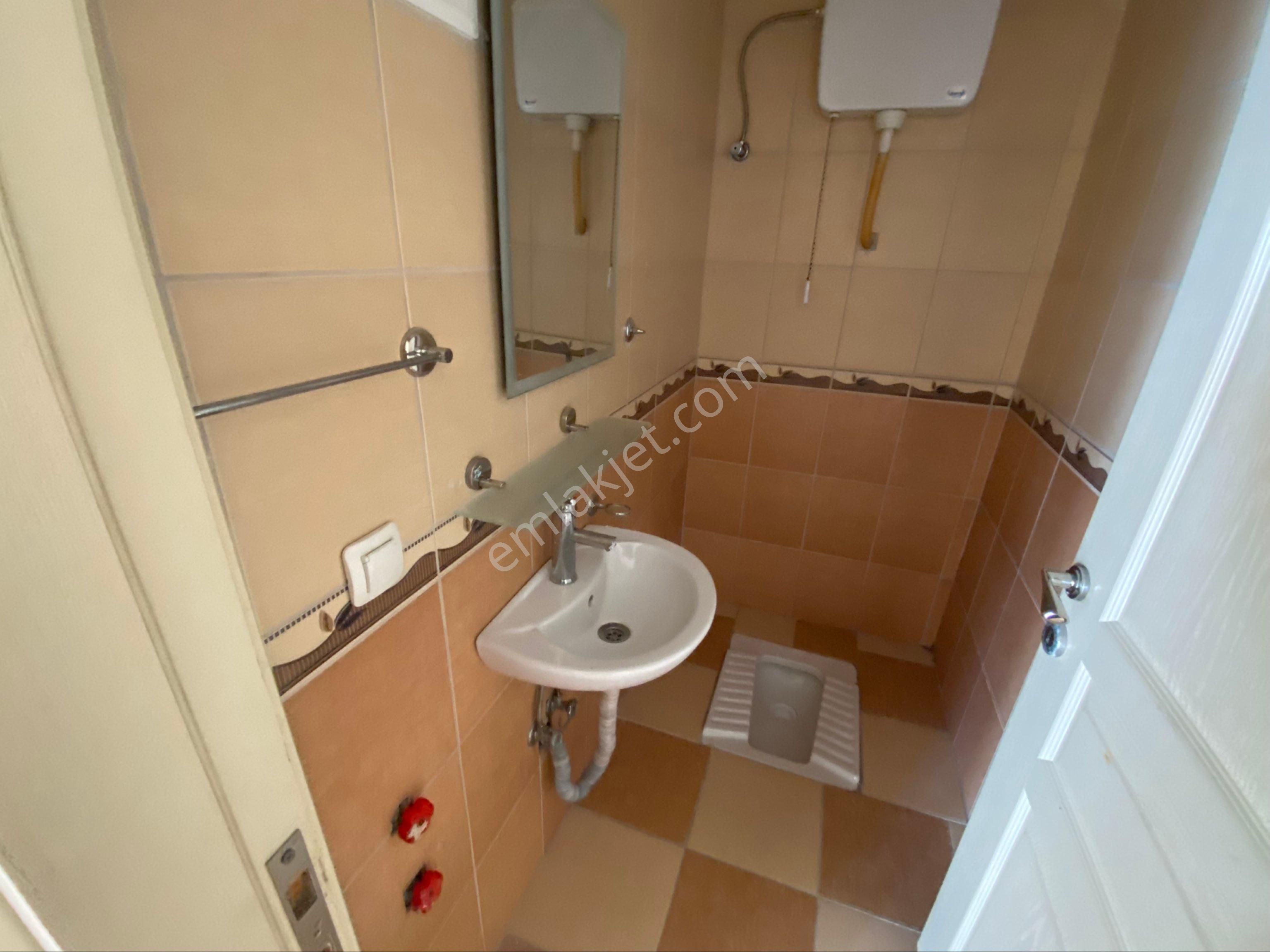 Siteler Mah.de 3+1 Site İçinde Asansörlü Daire 38.500.ye Kiralık - Görsel 11