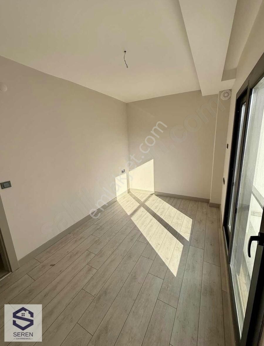 Seferihisar Camikebir Mahallesinde Satılık Havuzlu Sitede 2+1 - Görsel 22