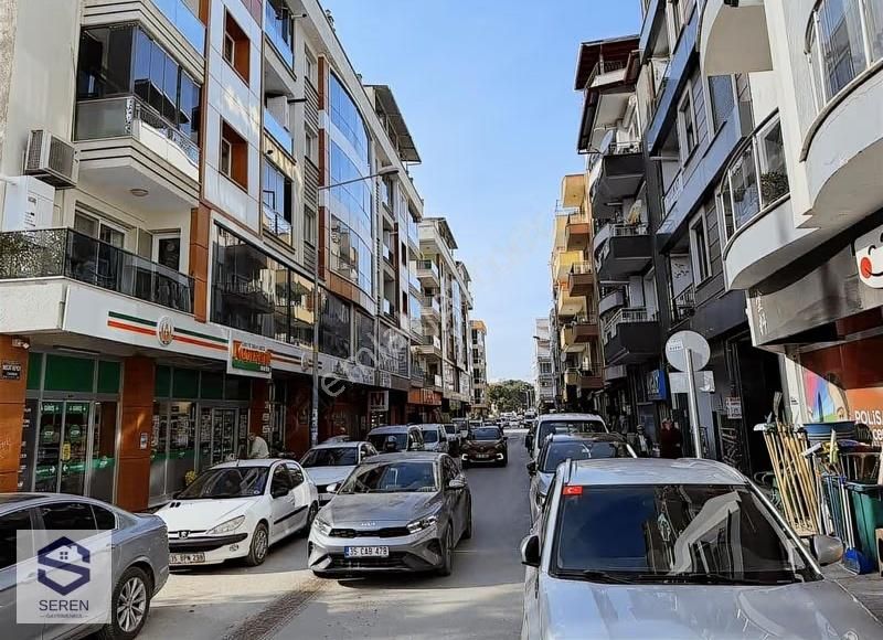 Seferihisar Camikebir Mahallesinde Satılık 2+1 Geniş Daire - Görsel 14