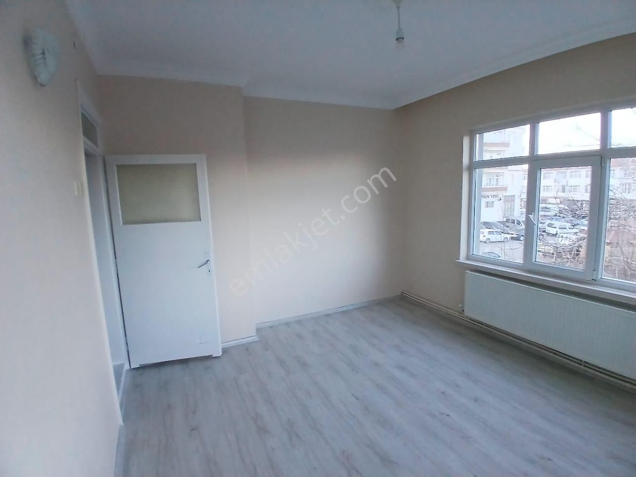 Akçay Emlak'tan Akşehir Seyran Mahallesi Nihat Dayanık Okulu Civarı Ara Kat Kiralık 3+1 Daire - Görsel 13