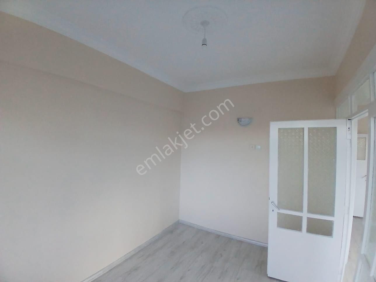 Akçay Emlak'tan Akşehir Seyran Mahallesi Nihat Dayanık Okulu Civarı Ara Kat Kiralık 3+1 Daire - Görsel 9