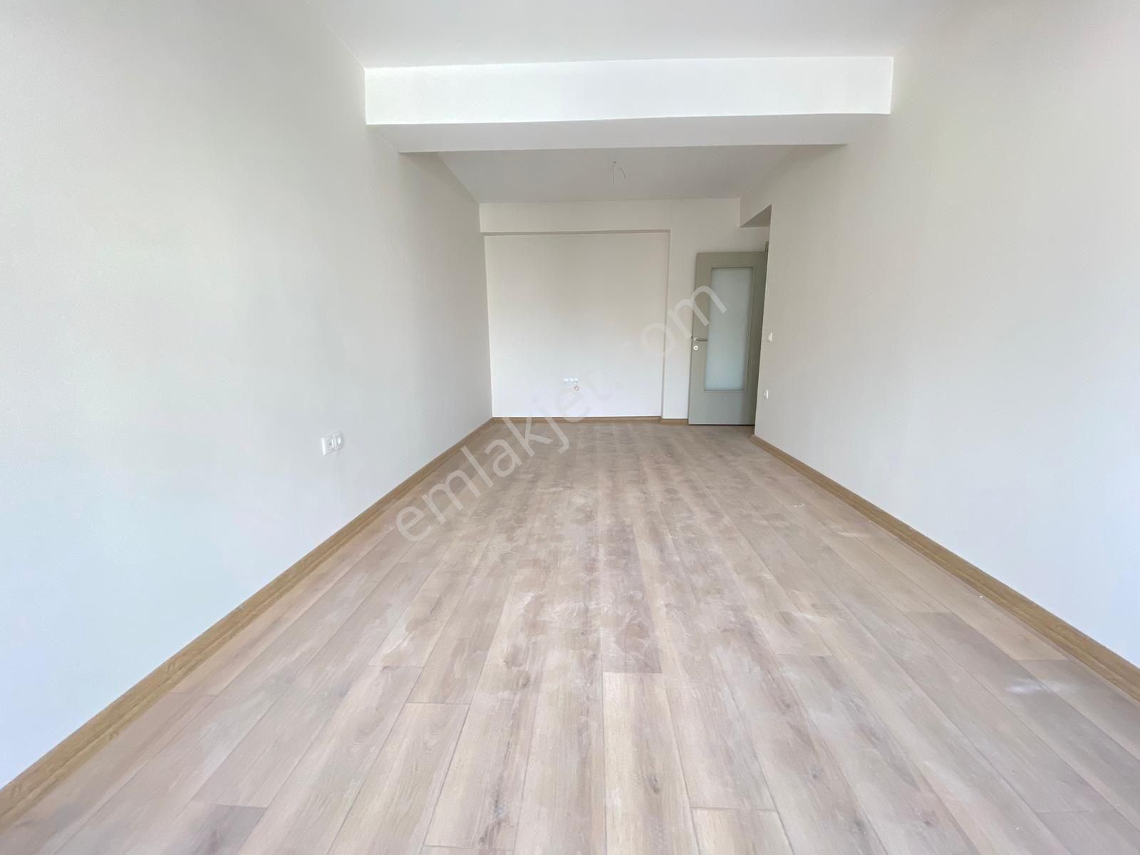 ▃birikim▃ Küçükyalı'da Sıfır Binada 3.kat Ayrı Mutfaklı Lüks 2+1 Satılık Daire - Görsel 2