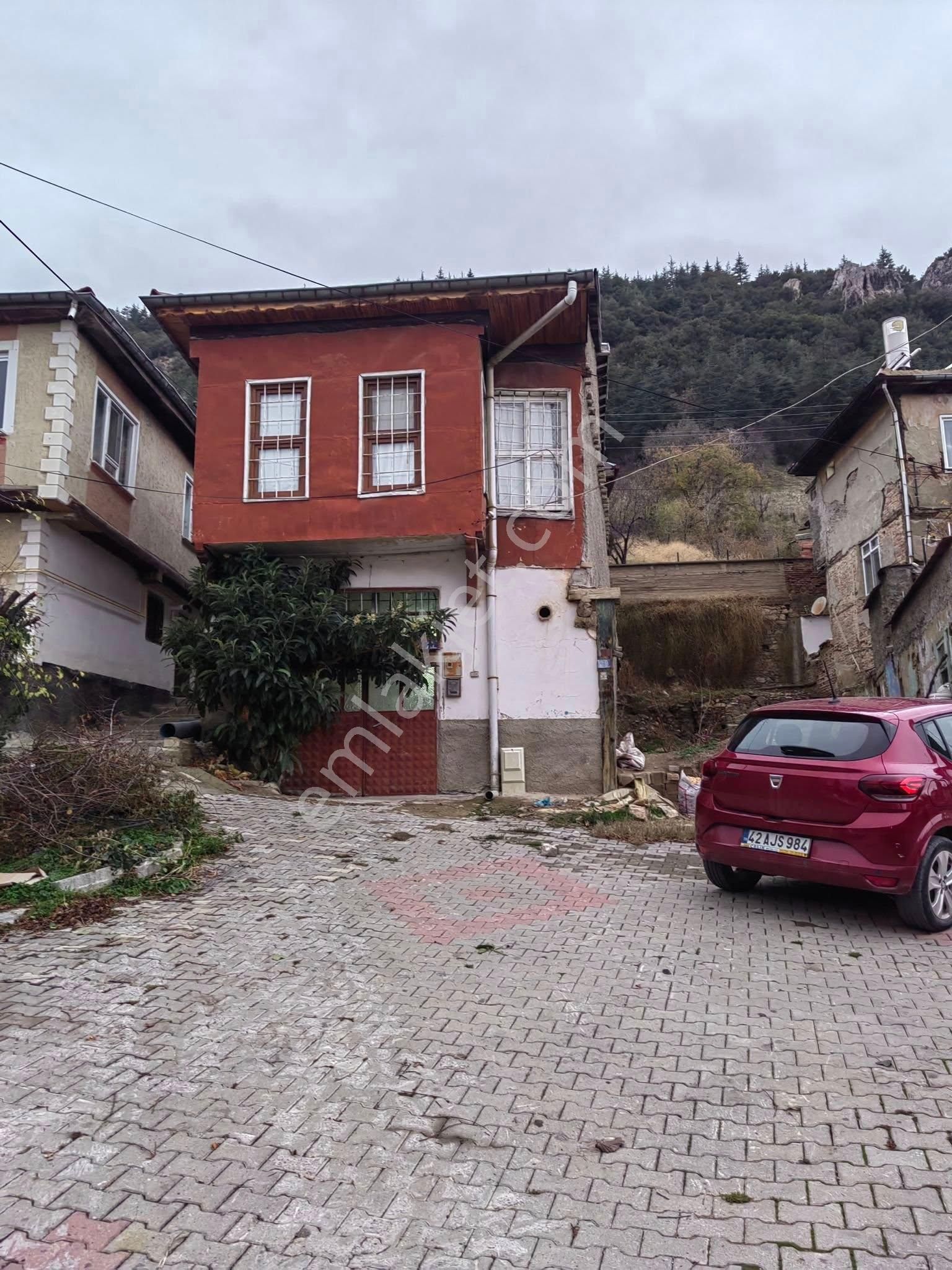 Nasreddin Emlaktan Seydi Mahmut Hayrani Karşısı Satılık Müstakil Ev - Görsel 3