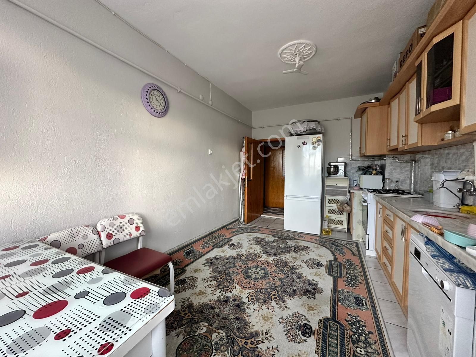 Fetih Mh Fetihkent Sitelerinde Satılık Arakat 3+1 Geniş Daire - Görsel 8