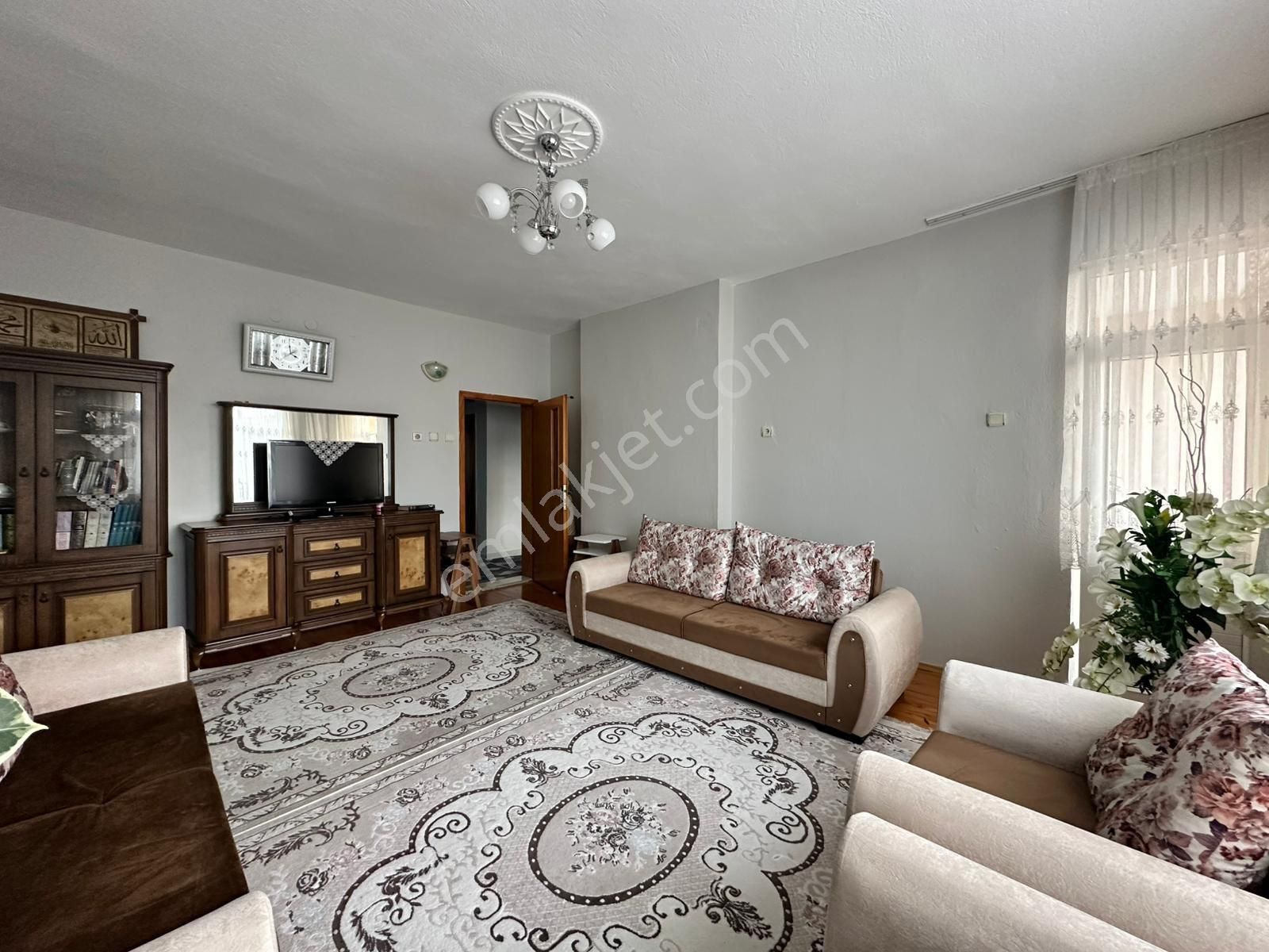 Fetih Mh Fetihkent Sitelerinde Satılık Arakat 3+1 Geniş Daire - Görsel 4